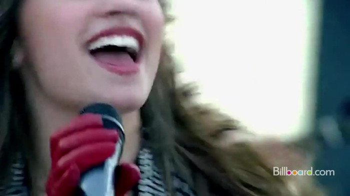 Demi on the Jonas Brothers Tour 1181
