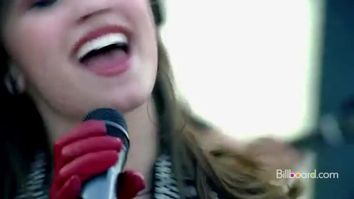 Demi on the Jonas Brothers Tour 1182