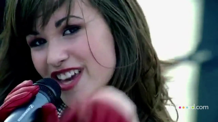 Demi on the Jonas Brothers Tour 1208