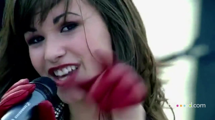 Demi on the Jonas Brothers Tour 1209