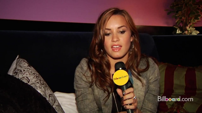 Demi on the Jonas Brothers Tour 0904