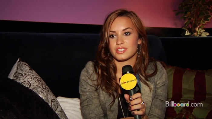 Demi on the Jonas Brothers Tour 0916