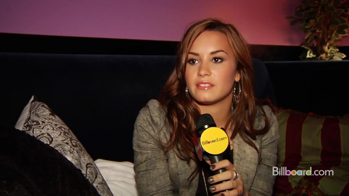 Demi on the Jonas Brothers Tour 1287