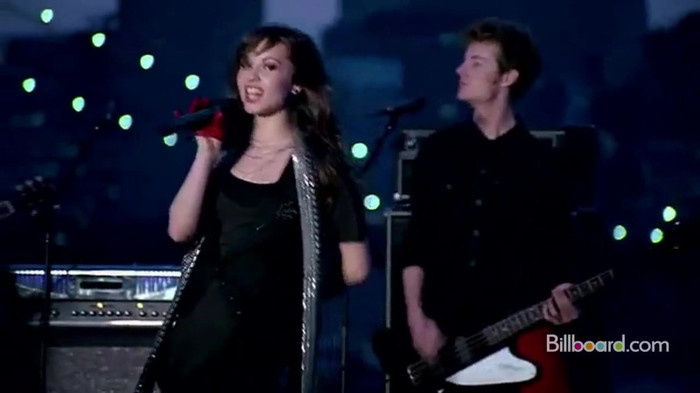Demi on the Jonas Brothers Tour 1524
