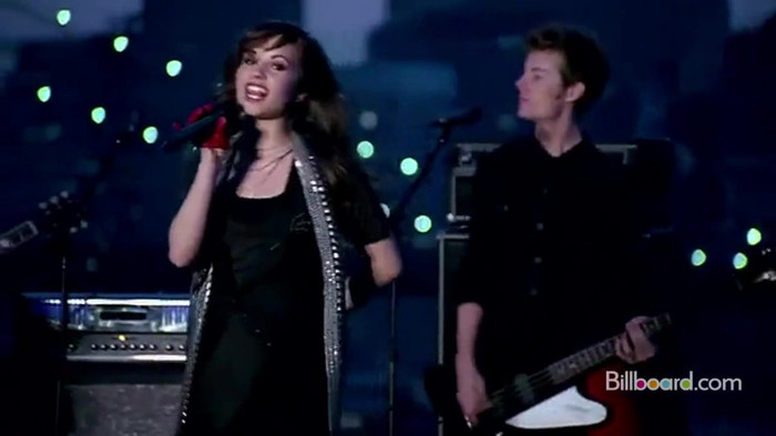 Demi on the Jonas Brothers Tour 1527