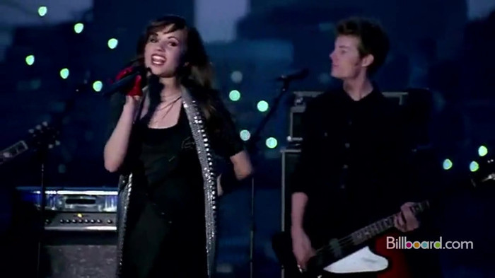 Demi on the Jonas Brothers Tour 1528