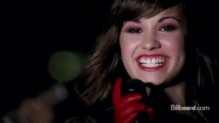 Demi on the Jonas Brothers Tour 1565