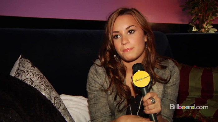 Demi on the Jonas Brothers Tour 1954 - Demilush on the Jonas Brothers Tour Part oo4
