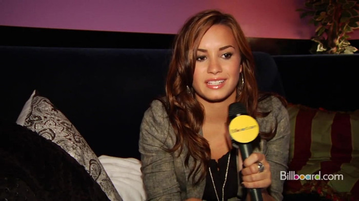 Demi on the Jonas Brothers Tour 2054 - Demilush on the Jonas Brothers Tour Part oo5