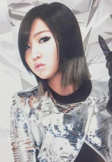 252708_250831321692627_1688417172_n - 0 Minzy