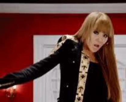 430257_130701277056031_852633021_n