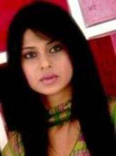 50180890_YPRCFITIF - jennifer winget 9