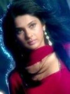 50180899_KMHLHQGGH - jennifer winget 9