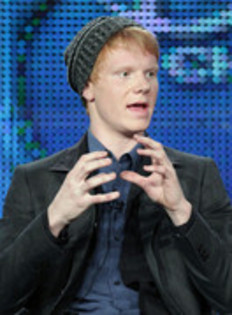 43240976_UOIJTMPES - Adam Hicks