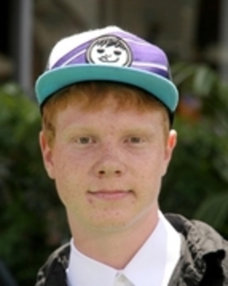 43241064_IOKFGMDEH - Adam Hicks