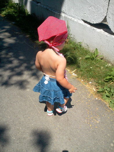 Fotografie0429 - Top de vara fara spate pentru fetite - model propriu