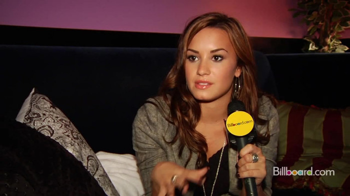 Demi on the Jonas Brothers Tour 2444 - Demilush on the Jonas Brothers Tour Part oo5