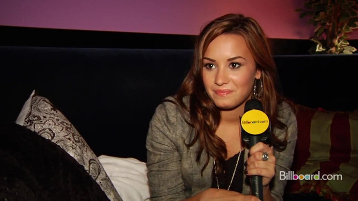 Demi on the Jonas Brothers Tour 2589