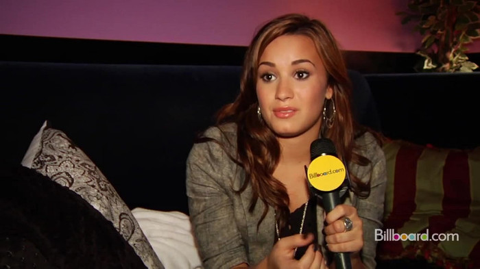 Demi on the Jonas Brothers Tour 2850