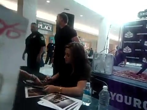 me meeting Demi 0700