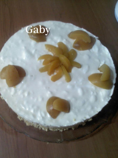 Tarta cu crema de caise