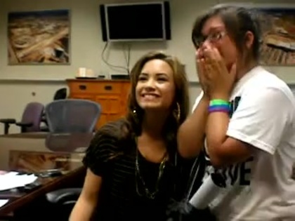 DEMI LOVATO VIP MEETING AT 8-1-10 3022