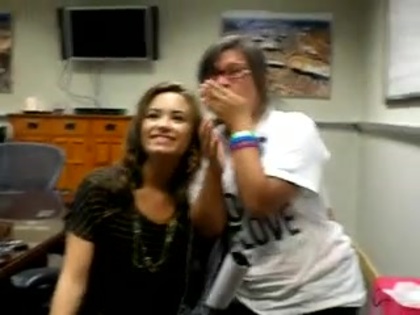 DEMI LOVATO VIP MEETING AT 8-1-10 3166