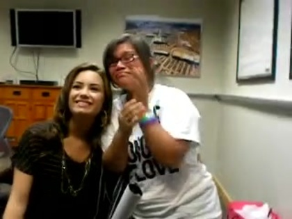 DEMI LOVATO VIP MEETING AT 8-1-10 3190