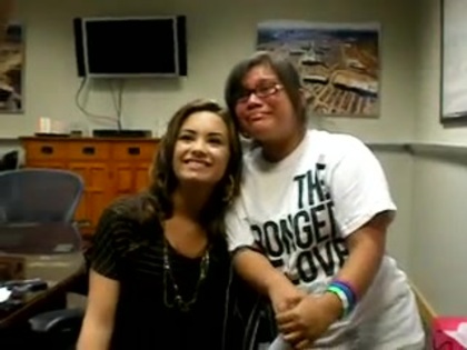 DEMI LOVATO VIP MEETING AT 8-1-10 3268
