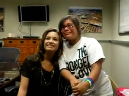 DEMI LOVATO VIP MEETING AT 8-1-10 3299