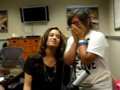 DEMI LOVATO VIP MEETING AT 8-1-10 3388 - Demilush - VIP Meeting At 08 01 2010 Part oo7