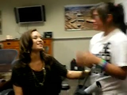DEMI LOVATO VIP MEETING AT 8-1-10 3440