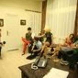 pariu-cu-viata-914911l-thumbnail_gallery - pariu cu viata