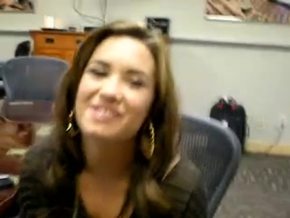 DEMI LOVATO VIP MEETING AT 8-1-10 5567