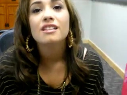 DEMI LOVATO VIP MEETING AT 8-1-10 5109