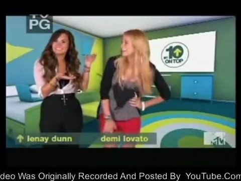Demi Lovato Hosting MTVs 10 On Top 0108