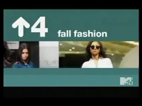 Demi Lovato Hosting MTVs 10 On Top 1637 Demi Lovato Hosting MTVs 10 On Top 1637