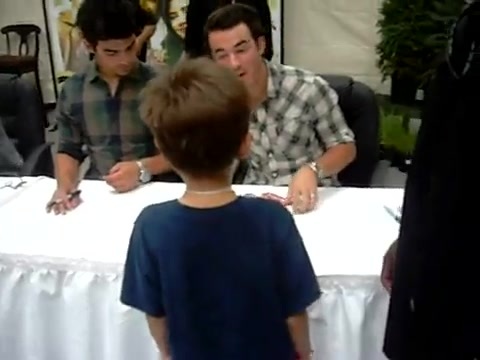 Meeting the Jonas Brothers and Demi Lovato at Walmart 0096