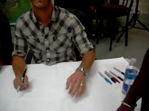 Meeting the Jonas Brothers and Demi Lovato at Walmart 0211