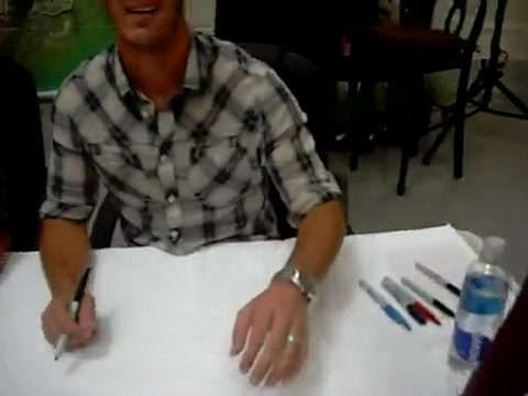 Meeting the Jonas Brothers and Demi Lovato at Walmart 0215