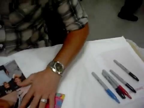 Meeting the Jonas Brothers and Demi Lovato at Walmart 0320