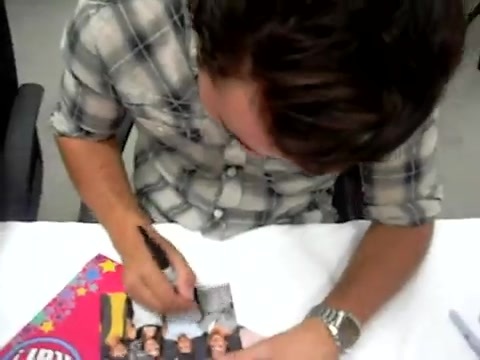 Meeting the Jonas Brothers and Demi Lovato at Walmart 0386