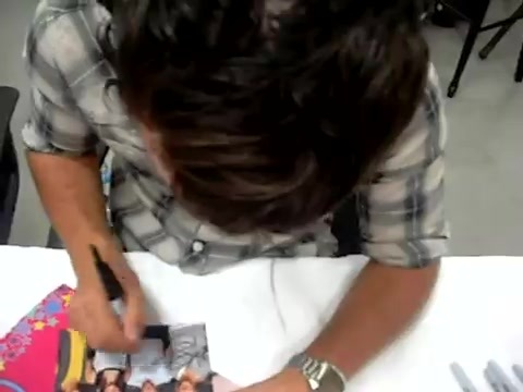 Meeting the Jonas Brothers and Demi Lovato at Walmart 0434