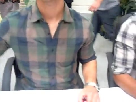 Meeting the Jonas Brothers and Demi Lovato at Walmart 1146