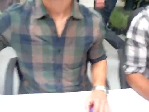 Meeting the Jonas Brothers and Demi Lovato at Walmart 1151