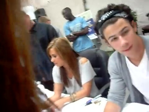 Meeting the Jonas Brothers and Demi Lovato at Walmart 1361