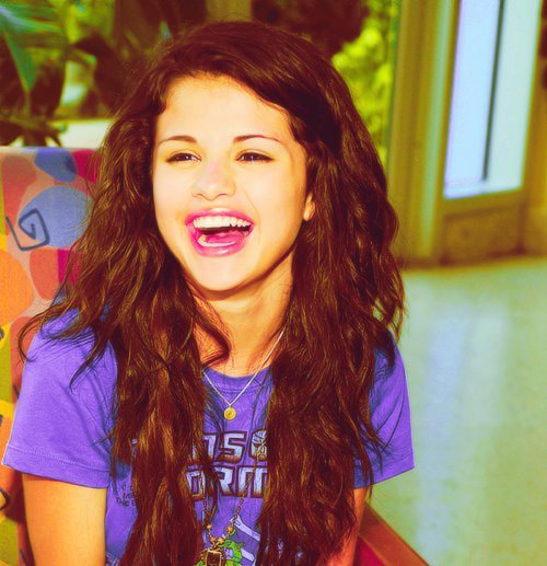 545570_384695818227949_343566059007592_1209926_594297118_n - Selena Gomez 5