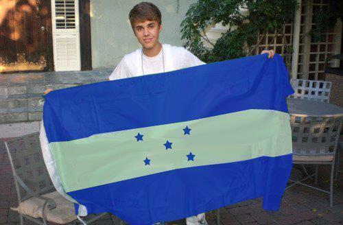 385560_192436334182045_100002470382570_383540_1377220014_n - Justin Bieber 5