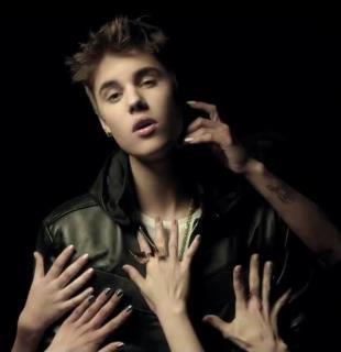 389690_279215812166515_100002342957216_626558_553487_n - Justin Bieber 5
