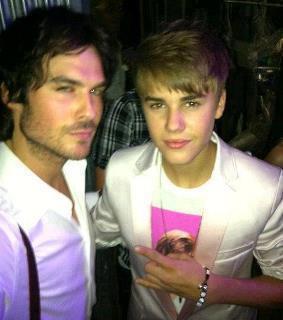 528650_305312339538295_243204449082418_797216_2063118780_n - Justin Bieber 5